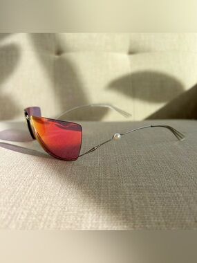 Authentic 90’s Vintage Chanel Pink Rimless Shield Sunglasses